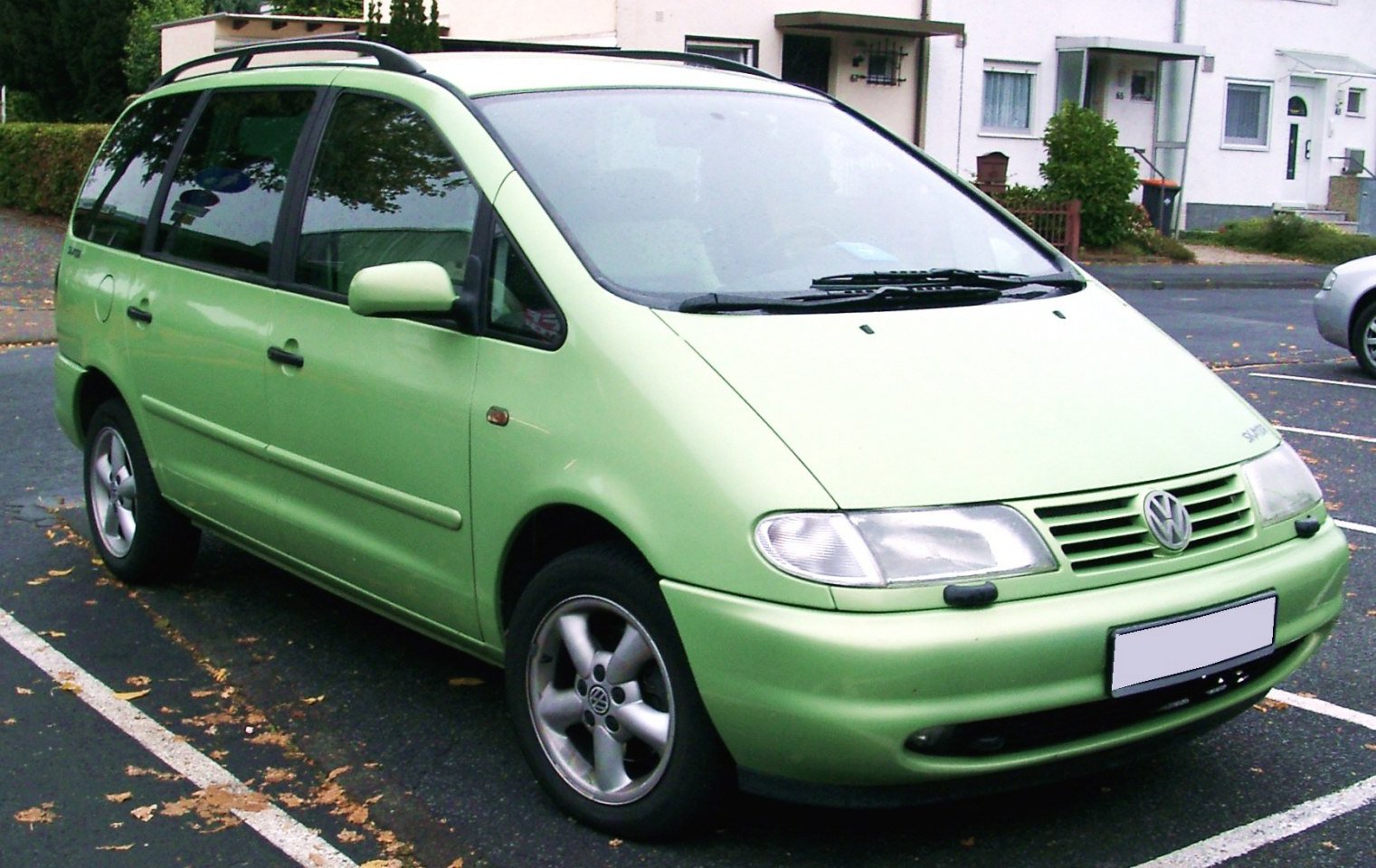 Volkswagen Sharan technical specifications and fuel economy